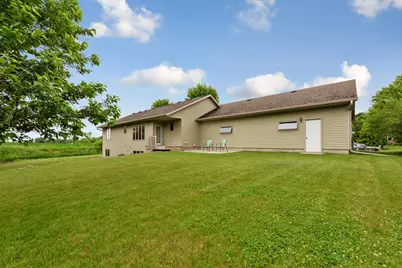 1555 Greenleaf Road, Owatonna, MN 55060 - Photo 6