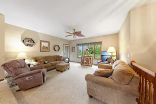 1555 Greenleaf Rd, Owatonna, MN 55060 - Photo 10