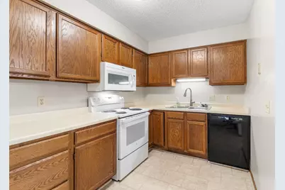 4165 Hilltop Point #105, Eagan, MN 55123 - Photo 4