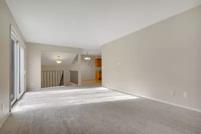 361 Elan Court, Woodbury, MN 55125 - Photo 8