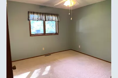 1570 Meadowlark Lane, Fairmont, MN 56031 - Photo 12