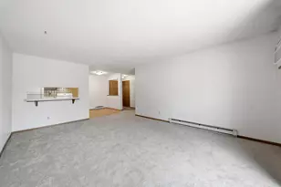 14182 Pennock Ave, Apple Valley, MN 55124 - Photo 8
