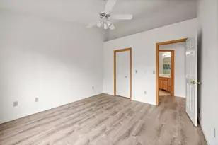 9761 Zinnia Ln N, Maple Grove, MN 55369 - Photo 8