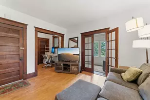 129 Arthur Ave SE, Minneapolis, MN 55414 - Photo 6