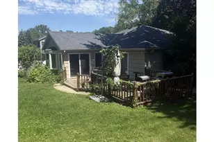 6208 Hillside Rd, Edina, MN 55436 - Photo 2