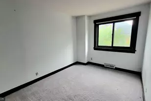 410 Groveland Ave, Minneapolis, MN 55403 - Photo 10