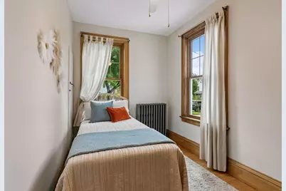 2748 Fillmore Street NE, Minneapolis, MN 55418 - Photo 16