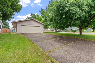 9 6th Avenue NE, Osseo, MN 55369 - Photo 46