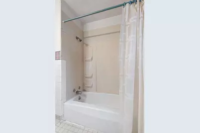 9 6th Avenue NE, Osseo, MN 55369 - Photo 32