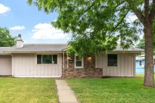 9 6th Ave NE, Osseo, MN 55369 - Photo 1