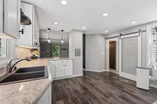 1061 Ohio St, West Saint Paul, MN 55118 - Photo 14