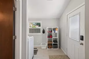 1061 Ohio St, West Saint Paul, MN 55118 - Photo 16