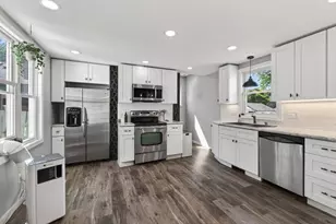 1061 Ohio St, West Saint Paul, MN 55118 - Photo 12