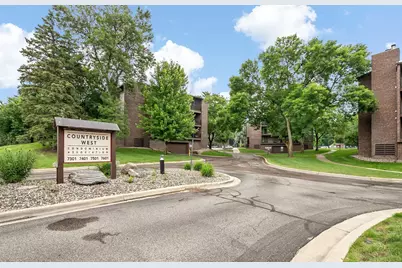 7301 W 101st Street #210, Bloomington, MN 55438 - Photo 22