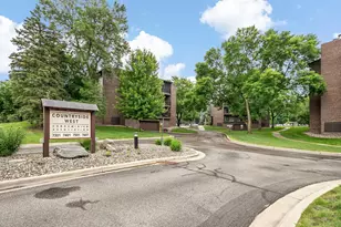7301 W 101st St, Bloomington, MN 55438 - Photo 22