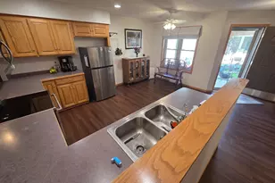 370 Pike Ct, Winsted, MN 55395 - Photo 10