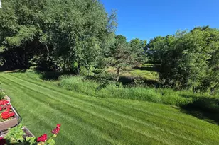 370 Pike Ct, Winsted, MN 55395 - Photo 4