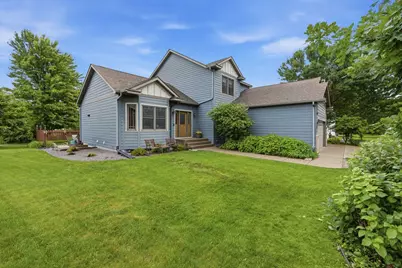 1124 Garden Brook Drive, Sauk Rapids, MN 56379 - Photo 2