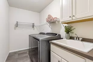 5545 Garland Ln N, Plymouth, MN 55446 - Photo 40