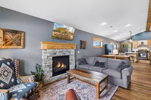 3188 Newcastle Dr, River Falls, WI 54022 - Photo 12