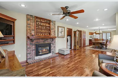 7016 Beacon Circle, Eden Prairie, MN 55346 - Photo 6