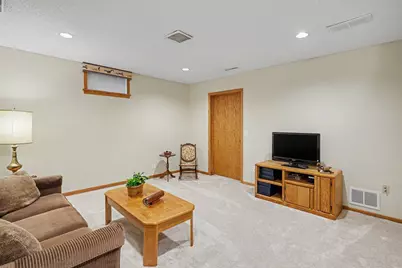 7016 Beacon Circle, Eden Prairie, MN 55346 - Photo 28