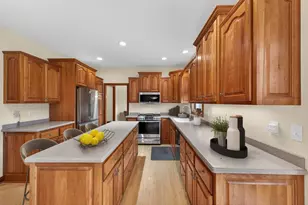 2043 Hightop Pl NE, Rochester, MN 55906 - Photo 8