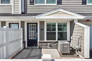 11010 Yalta St NE, Blaine, MN 55449 - Photo 4