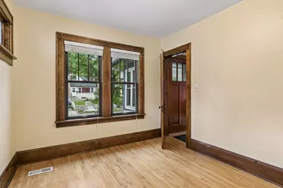 1310 Seminary Avenue, Saint Paul, MN 55104 - Photo 22