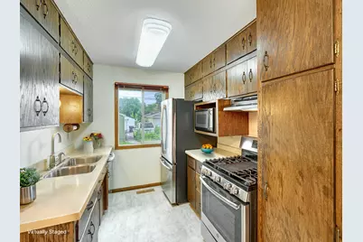 1625 McLean Avenue, Saint Paul, MN 55106 - Photo 6
