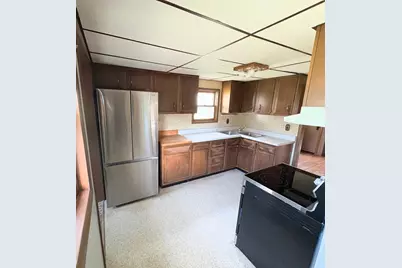 616 2nd Street NW, Chisholm, MN 55719 - Photo 2