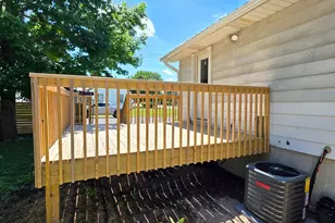 305 N Wabasha, Plainview, MN 55964 - Photo 10