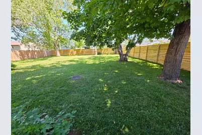 305 N Wabasha, Plainview, MN 55964 - Photo 12