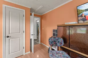 918 Maple Ave E, Mora, MN 55051 - Photo 6