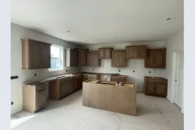 15742 Granada Avenue N, Hugo, MN 55038 - Photo 2