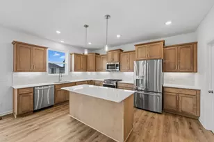 15742 Granada Ave N, Hugo, MN 55038 - Photo 4