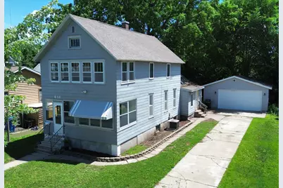 618 Sioux Street, Winona, MN 55987 - Photo 1
