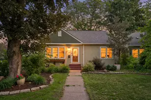 1576 Grotto St N, Saint Paul, MN 55117 - Photo 1