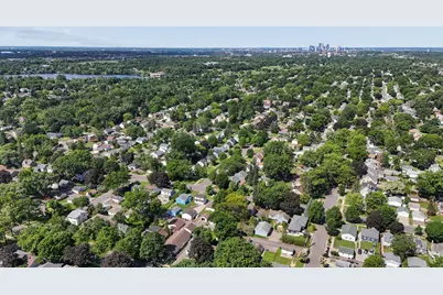 1576 Grotto Street N, Saint Paul, MN 55117 - Photo 32