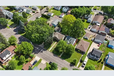 1576 Grotto Street N, Saint Paul, MN 55117 - Photo 30