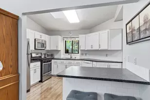 1402 Cleveland St, Anoka, MN 55303 - Photo 10
