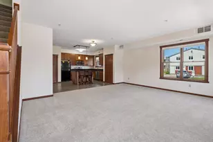 625 Dayton Ave, Saint Paul, MN 55104 - Photo 8