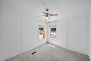 580 36th St SW, Rochester, MN 55902 - Photo 10