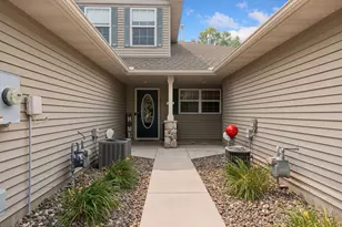 945 Golden Way NW, Isanti, MN 55040 - Photo 2