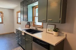 917 N McKenzie St, Luverne, MN 56156 - Photo 14