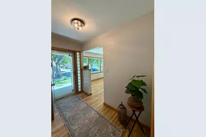 917 N McKenzie Street, Luverne, MN 56156 - Photo 2