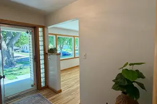 917 N McKenzie St, Luverne, MN 56156 - Photo 2