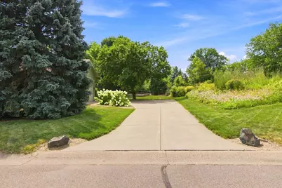 10277 Tarn Circle, Eden Prairie, MN 55347 - Photo 28