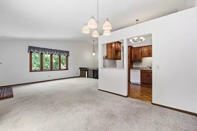 10277 Tarn Circle, Eden Prairie, MN 55347 - Photo 8