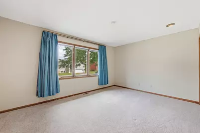 10277 Tarn Circle, Eden Prairie, MN 55347 - Photo 16